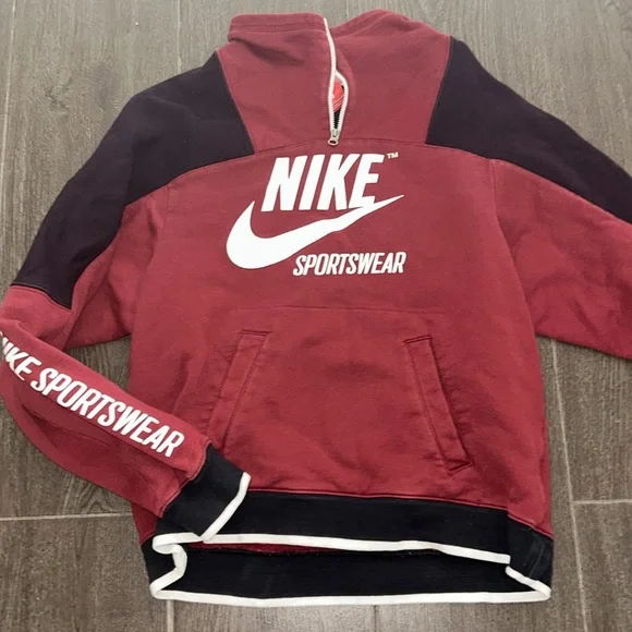Nike Pullover Small - Picture 2 of 6